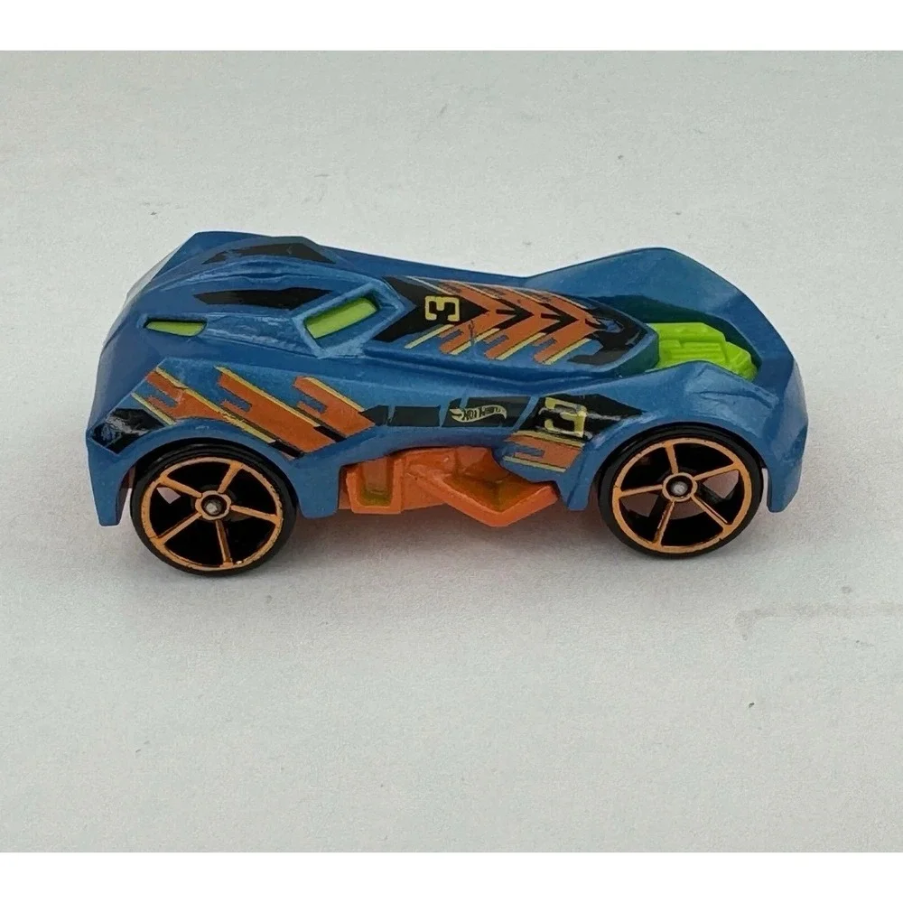 Hot Wheels RD-03 2014 Mattel Blue Orange Racing Diecast Toy Car‎ Number 3